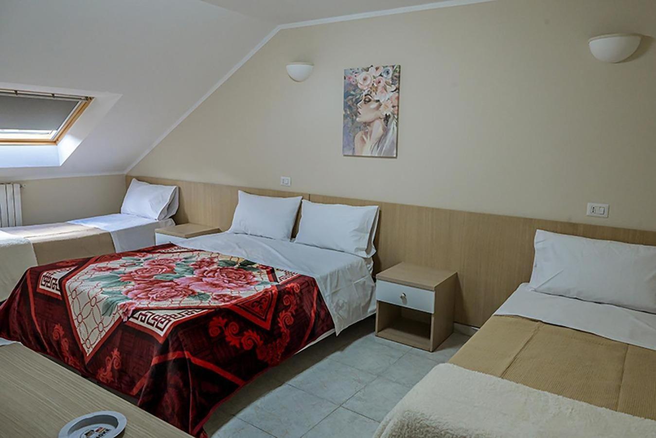 Suisse Hotel Казерта Екстер'єр фото